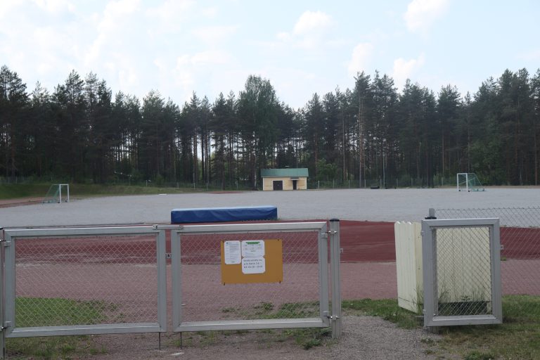 Urheilukenttä 209 kesä 2